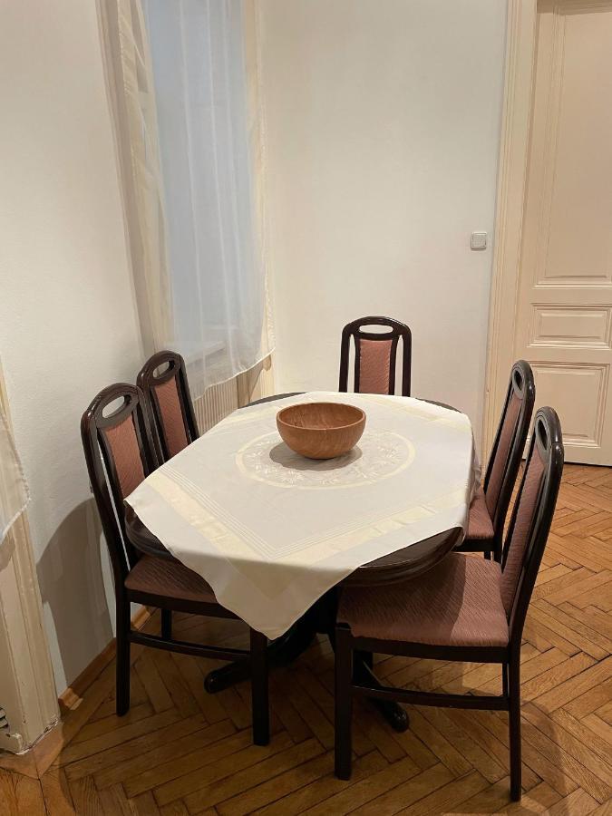 Apartment 1080 Vienne Extérieur photo